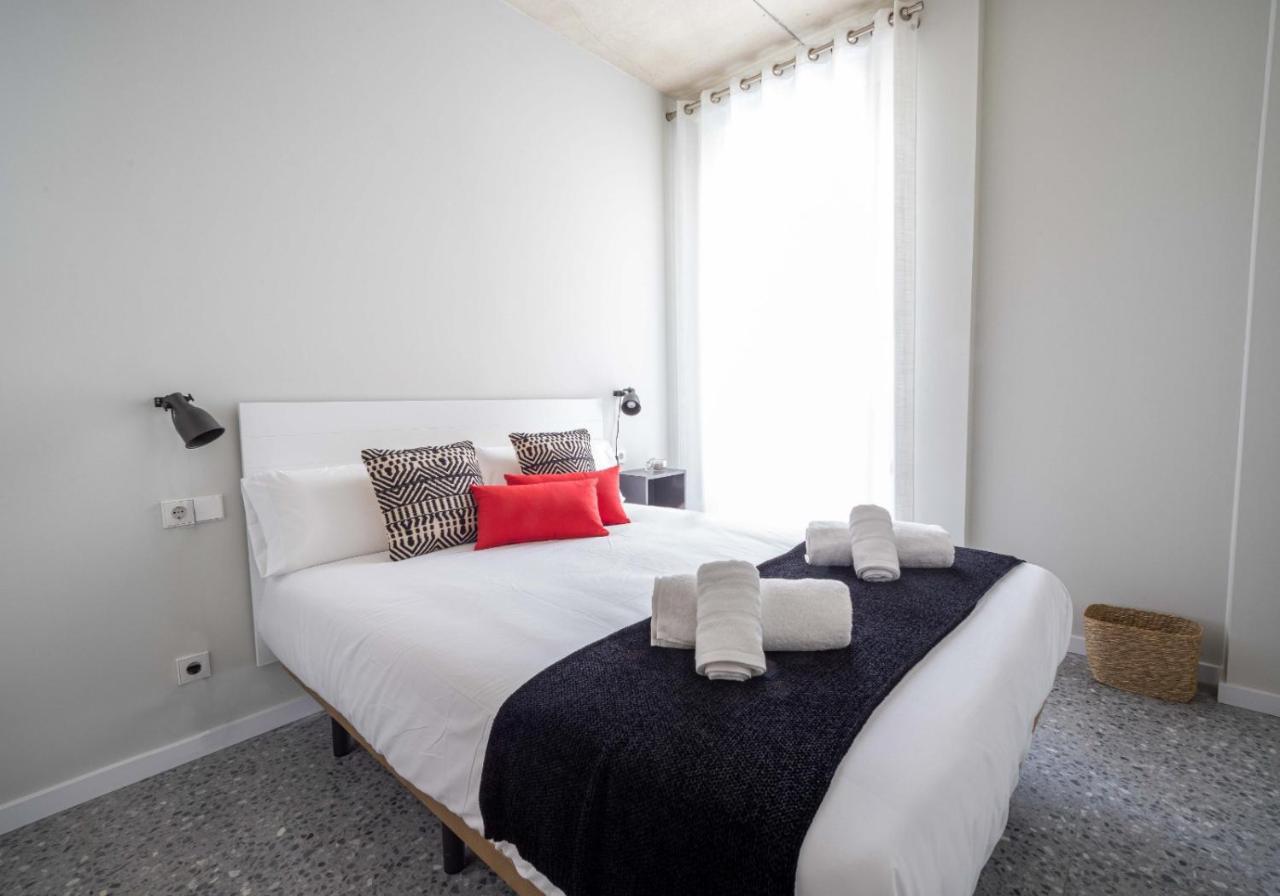 Barcelona Touch Apartments - Rosich L'Hospitalet de Llobregat Exterior foto