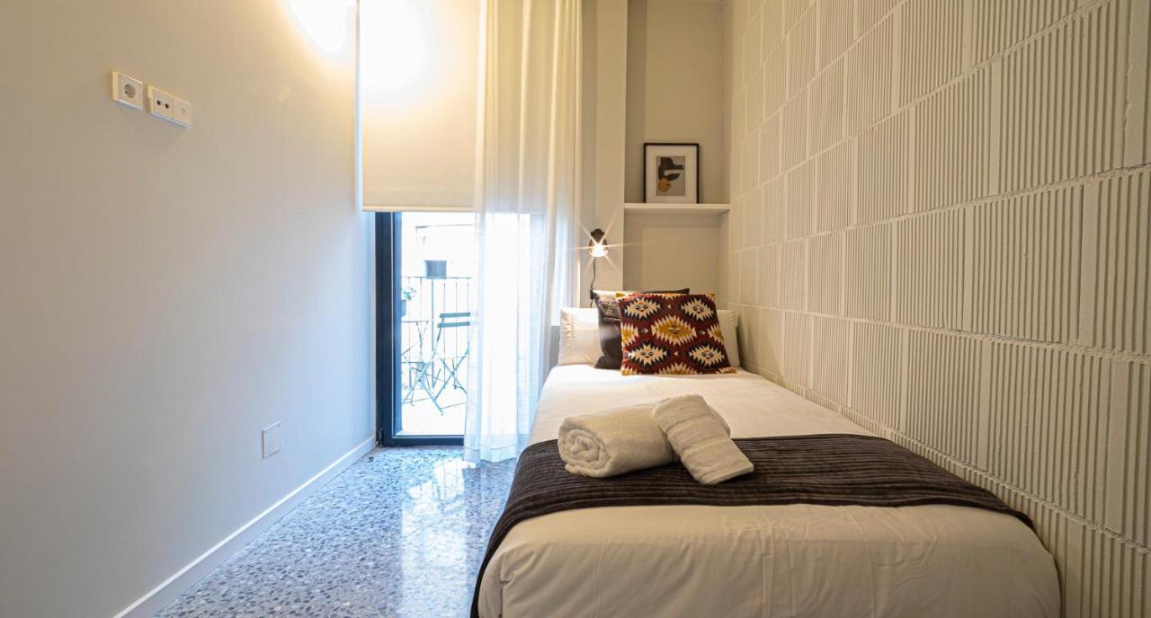 Barcelona Touch Apartments - Rosich L'Hospitalet de Llobregat Exterior foto